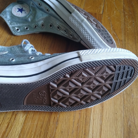 Metallic Converse - Picture 2 of 4